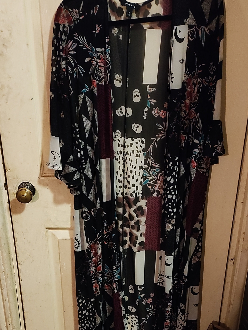 torrid Black Patchwork Floral & Print Kimono/ Cardigan.